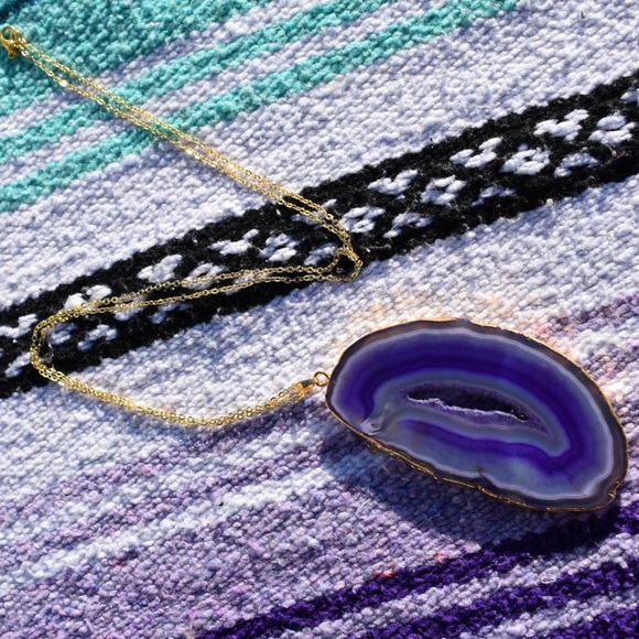 HP🎉 Amethyst Crystal Agate Slice Pendant Necklace - Picture 3 of 5